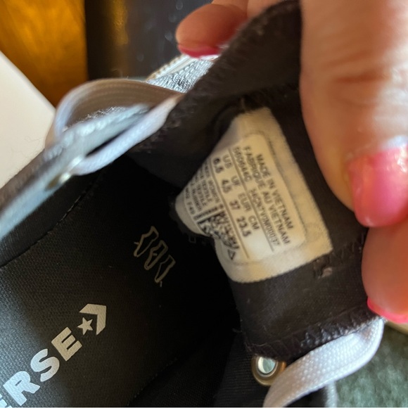 Converse sneakers - Picture 4 of 4